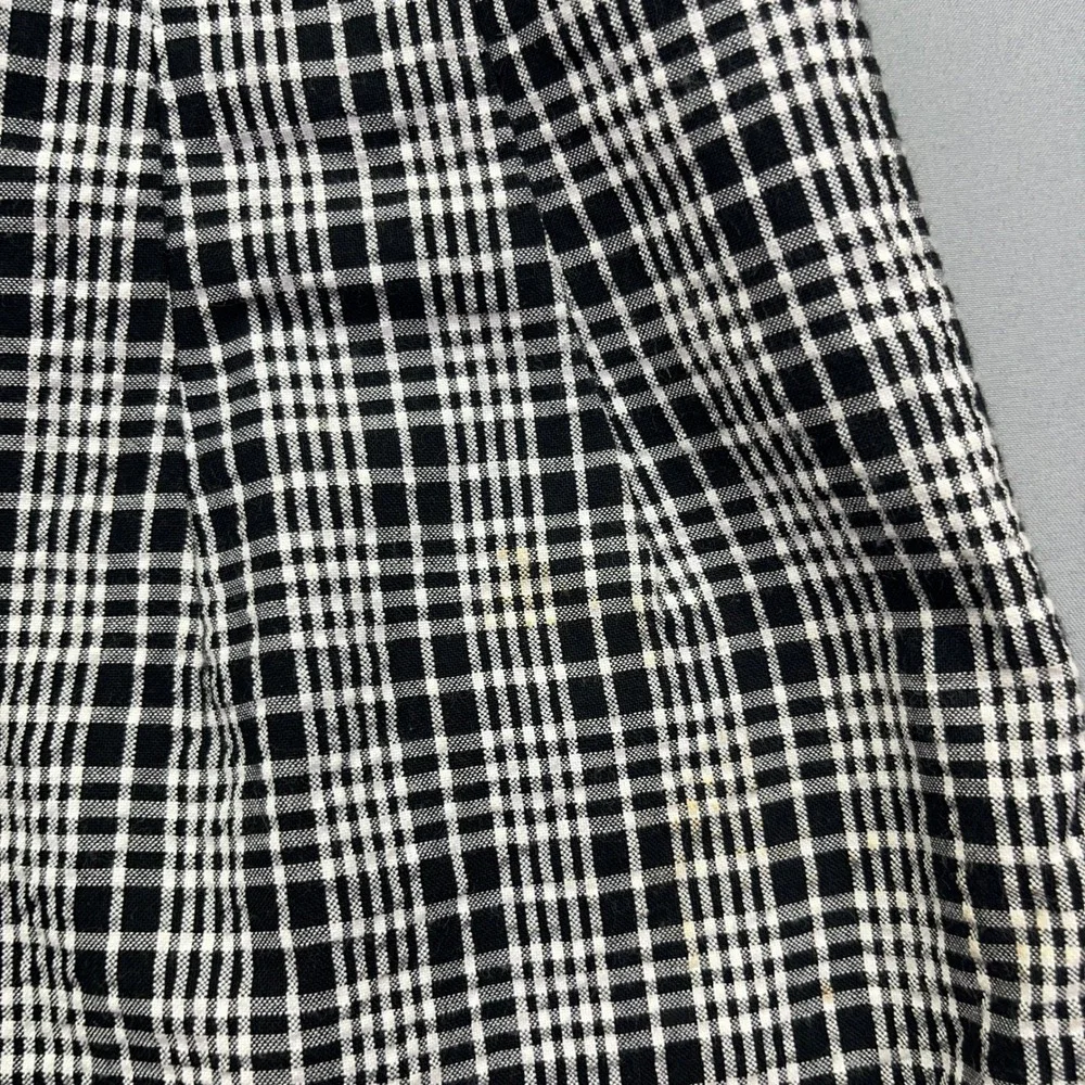 VTG Guess Plaid‎ Mini Skirt High Waist 90s Hong Kong Black White Sz 28 Fits 25
